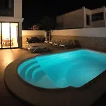Fashion Vivalavida, Private Pool X Parking Playa Blanca (Lanzarote)