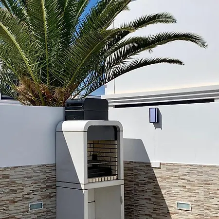 Fashion Vivalavida, Private Pool X Parking Villa Playa Blanca (Lanzarote)