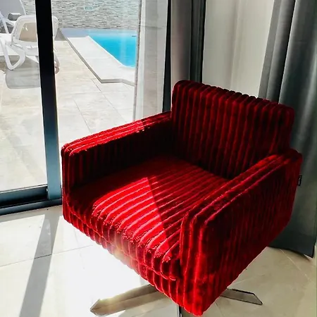 Fashion Vivalavida, Private Pool X Parking Playa Blanca (Lanzarote)